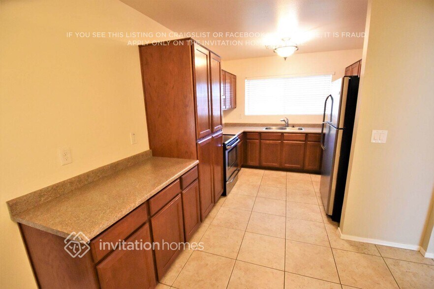 Building Photo - 3635 W Ironwood Dr