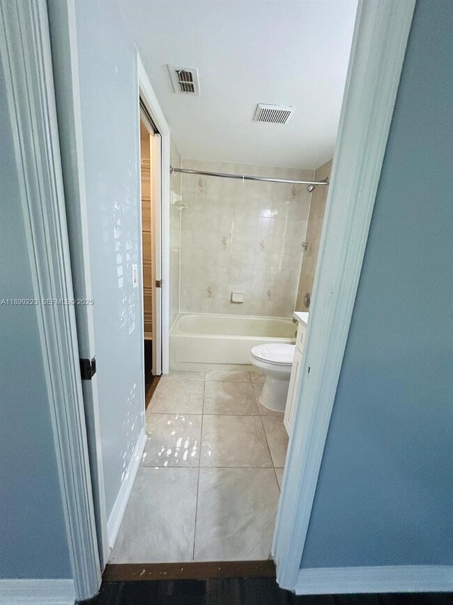 Building Photo - 2013 Finland Dr