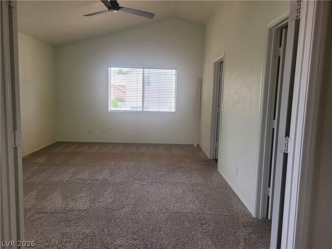 Building Photo - 4013 Forest Knoll Ln