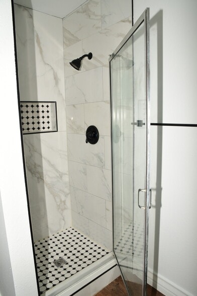 Bathroom one - 925 Willow Tree Dr