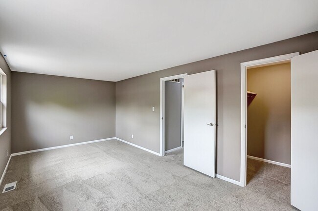 Building Photo - 1212 Georgetown Ct