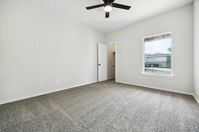 Building Photo - 15405 Montoya Cove