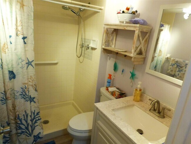 Building Photo - 5557 Sea Forest Dr