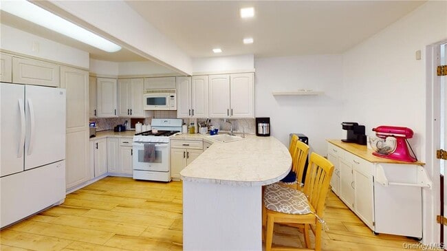 Building Photo - 121 Woodward Pkwy