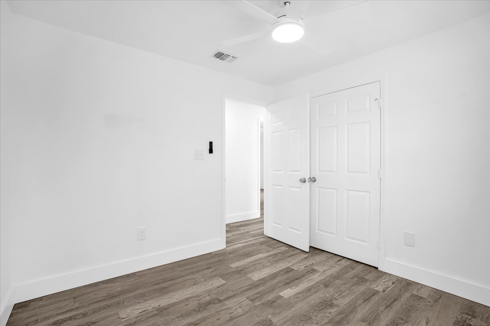 Building Photo - 1730 Avenue C NE