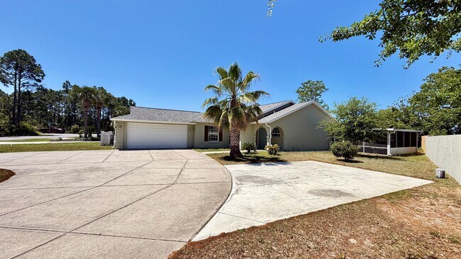 Building Photo - The Glads