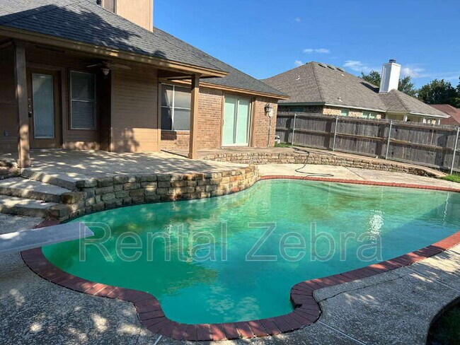Building Photo - 7405 Emerywood Ln