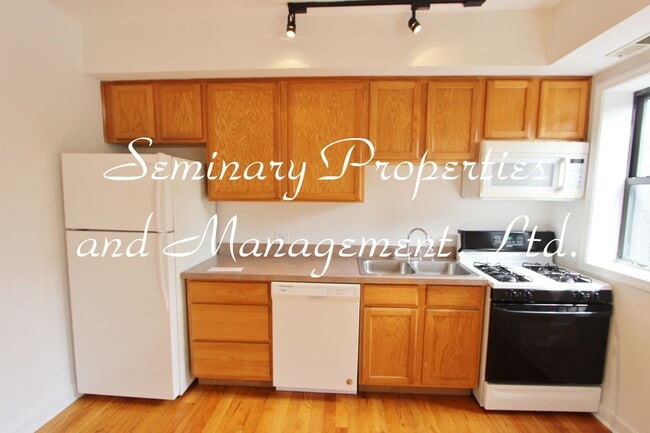 Interior Photo - Great apartments in the heart of Uptown, one block from the red line