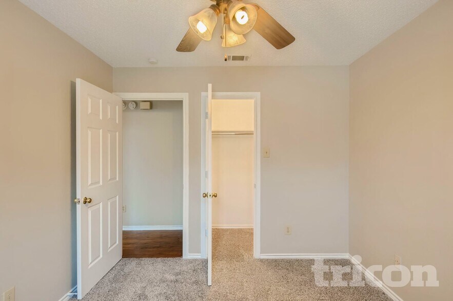 Building Photo - 4707 Vineyard Trail