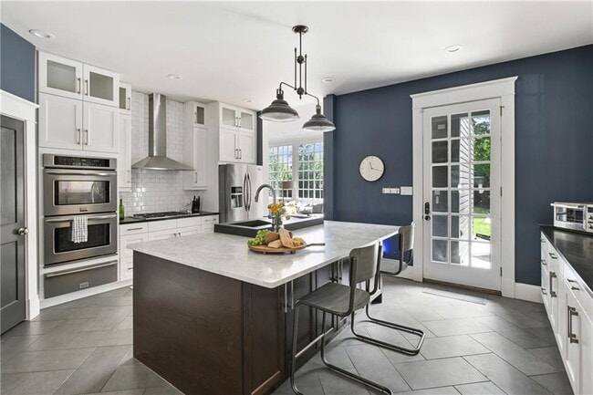 Building Photo - 635 Bonaventure Ave NE