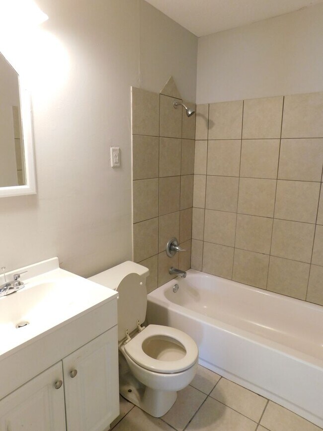Building Photo - ****JUST REDUCED****1969 Dorchester Drive ...