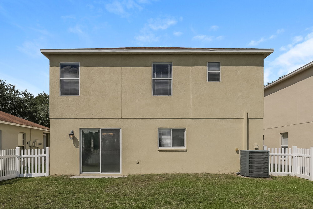 Building Photo - 11015 Golden Silence Dr