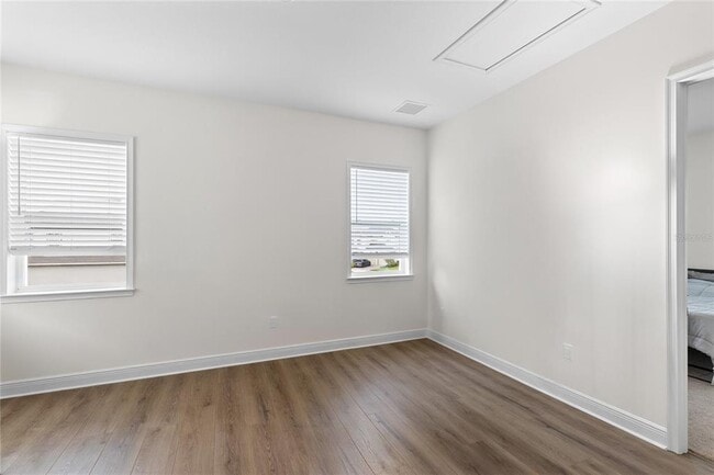 Building Photo - 10206 Medawar St