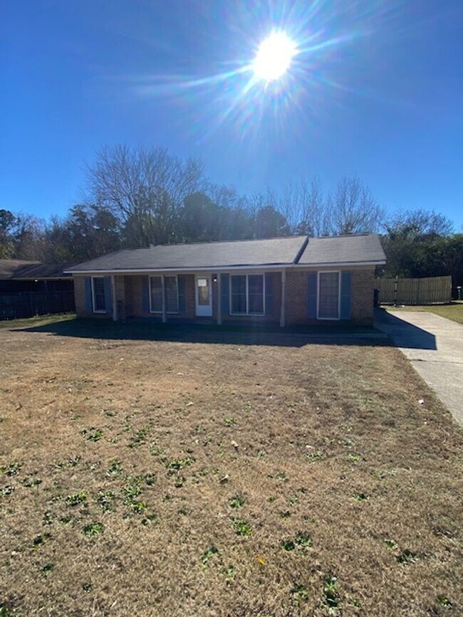 Building Photo - A Quiet Location, $200 Move-N-Special