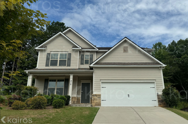 Building Photo - 215 Orchard Ln