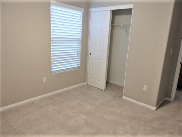 Building Photo - 10633 Calf Creek Ct