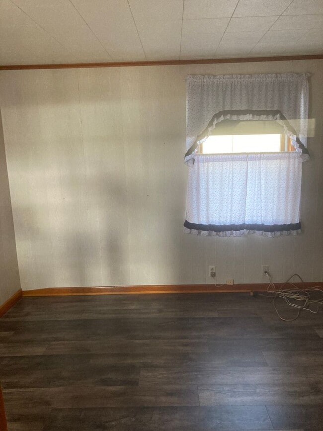 Building Photo - Country 2 bedroom house for rent in Penn Yan.