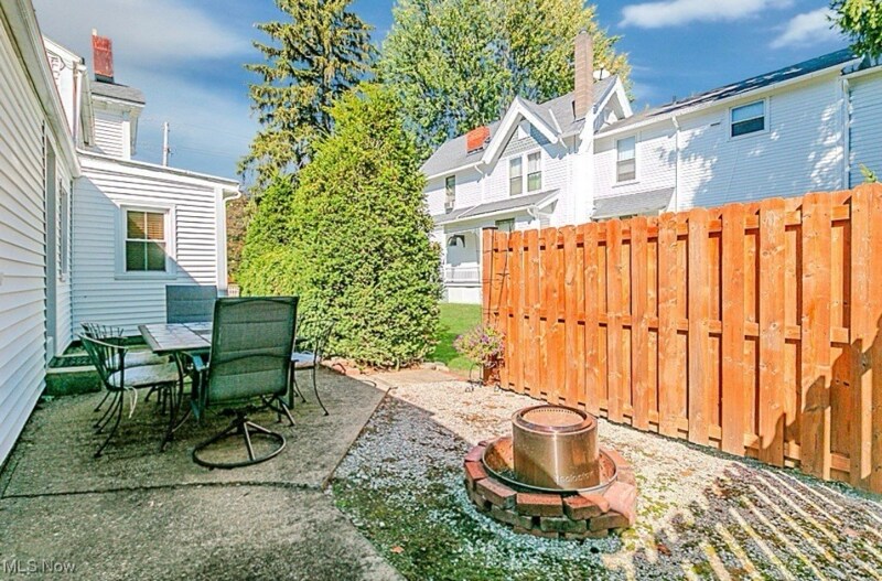 Building Photo - 37848 Euclid Ave