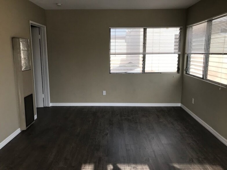 Primary Photo - 3020 C St