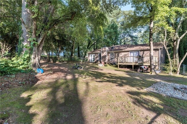 Building Photo - 2935 Sawgrass Trail SW