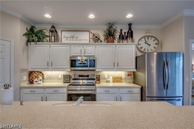 Building Photo - 14776 Calusa Palms Dr