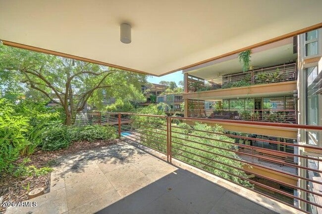 Building Photo - 7151 E Rancho Vista Dr