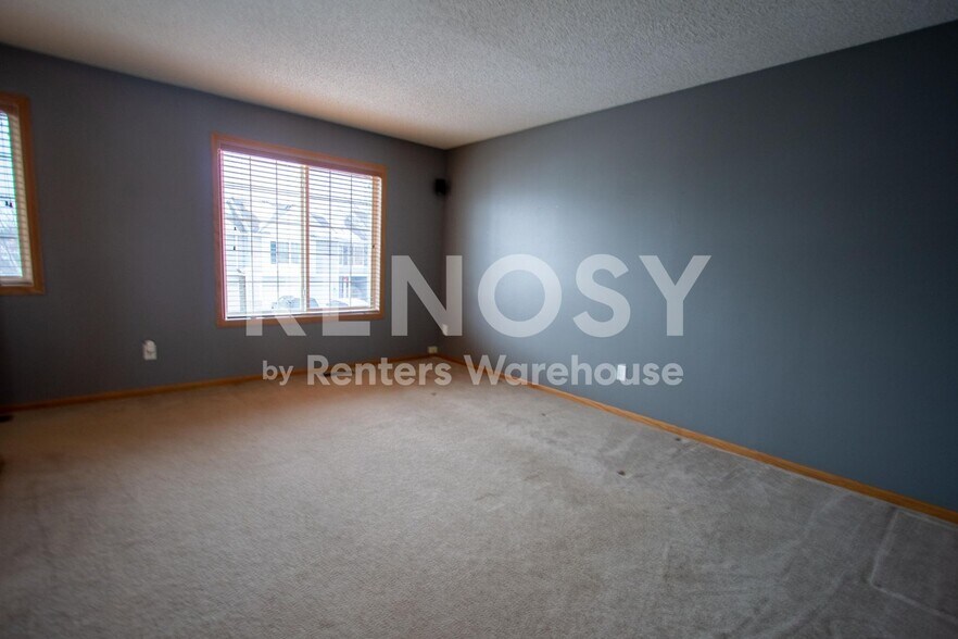 Building Photo - 16477 Timber Crest Dr SE