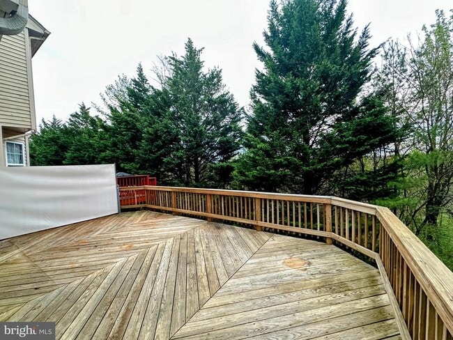Building Photo - 9261 Ridgefield Cir