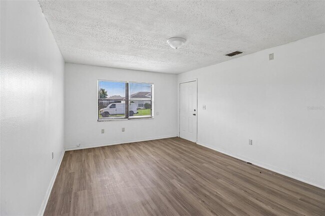 Building Photo - 384 Cocoa Ct