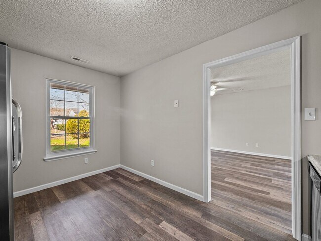 Building Photo - Welcome to Foxhorn Village!