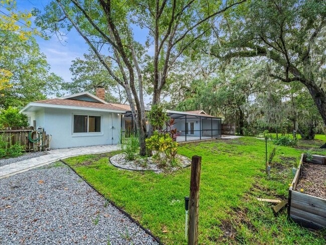 Building Photo - 11815 W Waterway Dr