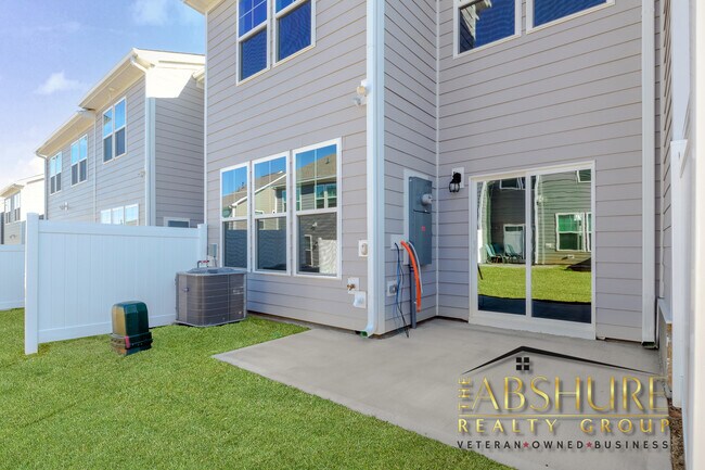 Building Photo - 507 Flat Ford Rd