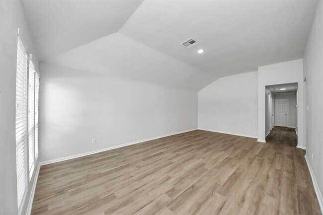 Building Photo - 15218 Taos Creek Ct