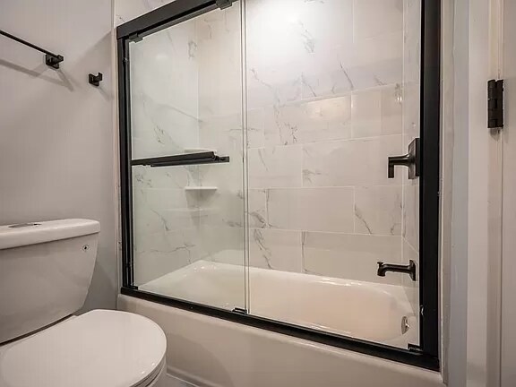 Building Photo - 487 Lincoln St