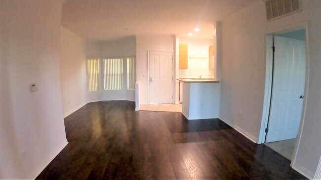 Spacious Living Room! - Haleakala Luxury Apartments