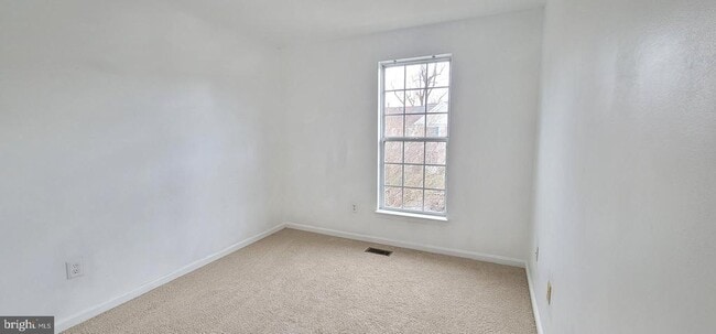 Building Photo - 662 Lucky Leaf Cir