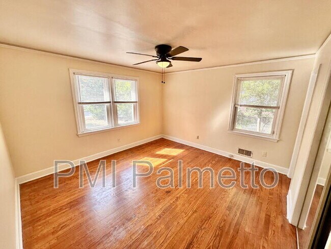 Building Photo - 3727 Maybank St