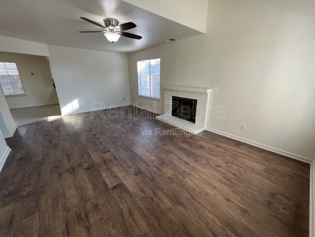 Building Photo - 3060 Ironwood Ct