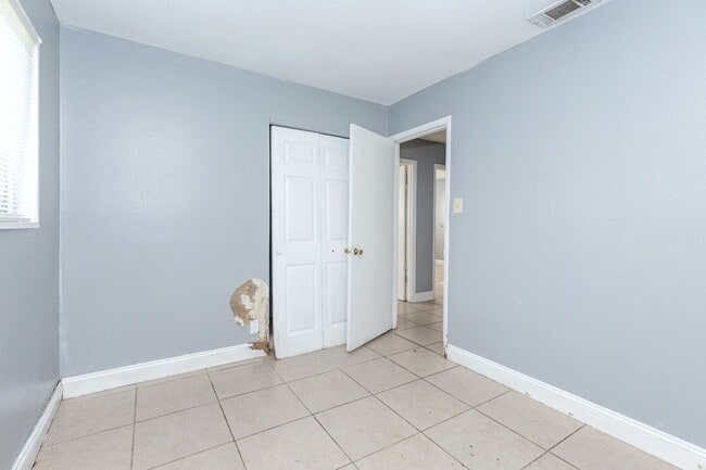 Building Photo - 3306 Whitmore St