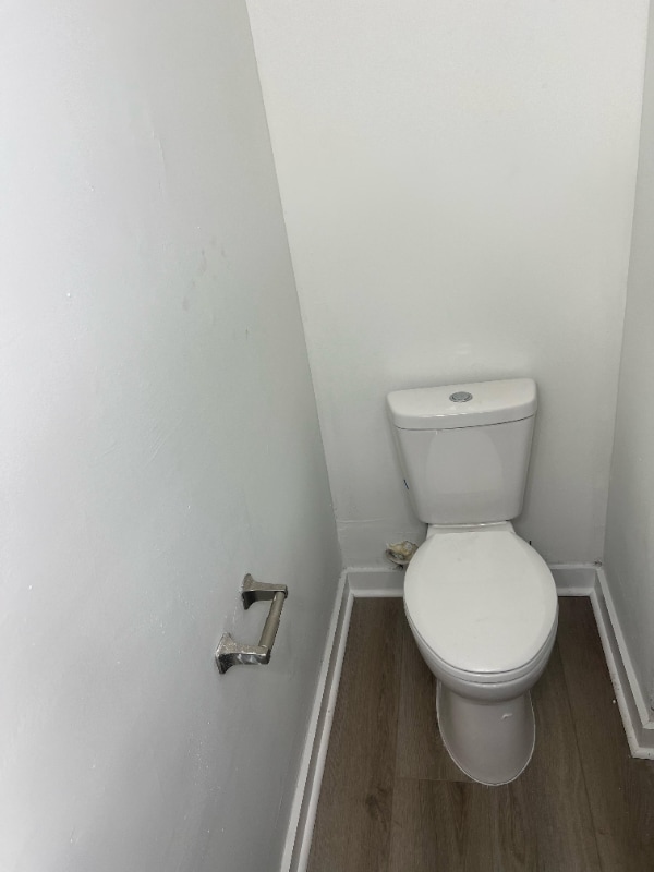 Building Photo - 3456 Macklen Rd