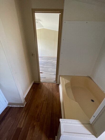 Building Photo - 31363 Wisteria Rd