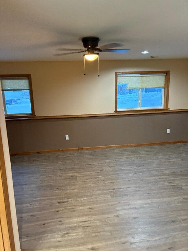 Building Photo - 1124 8th Ave SE