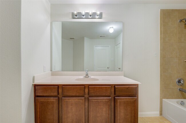 Building Photo - 8839 Hazel Rose Sky Dr