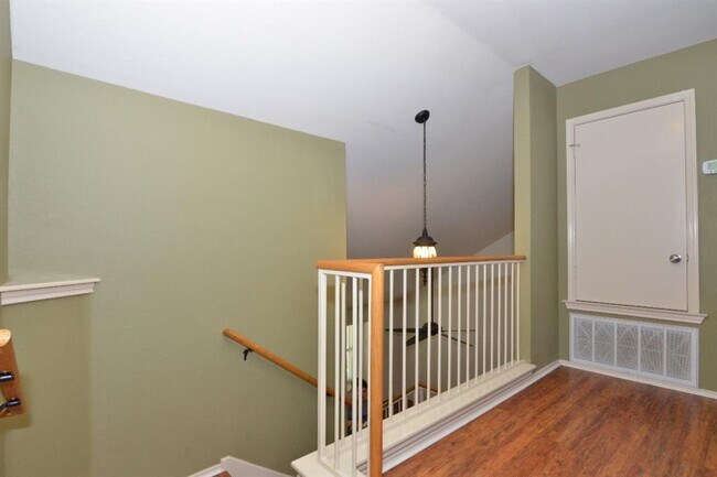 Building Photo - 115 Teasley