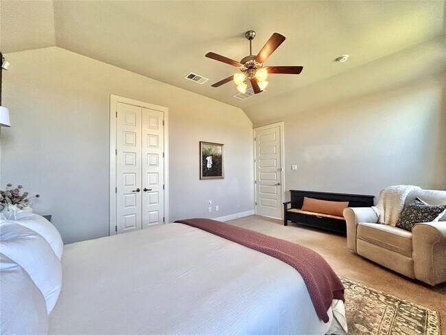 Building Photo - 7001 Etna Way