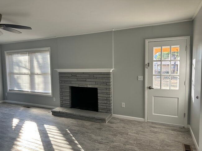 Building Photo - 3316 NW 60th St