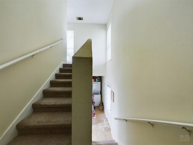 Building Photo - 4521 Avenue F