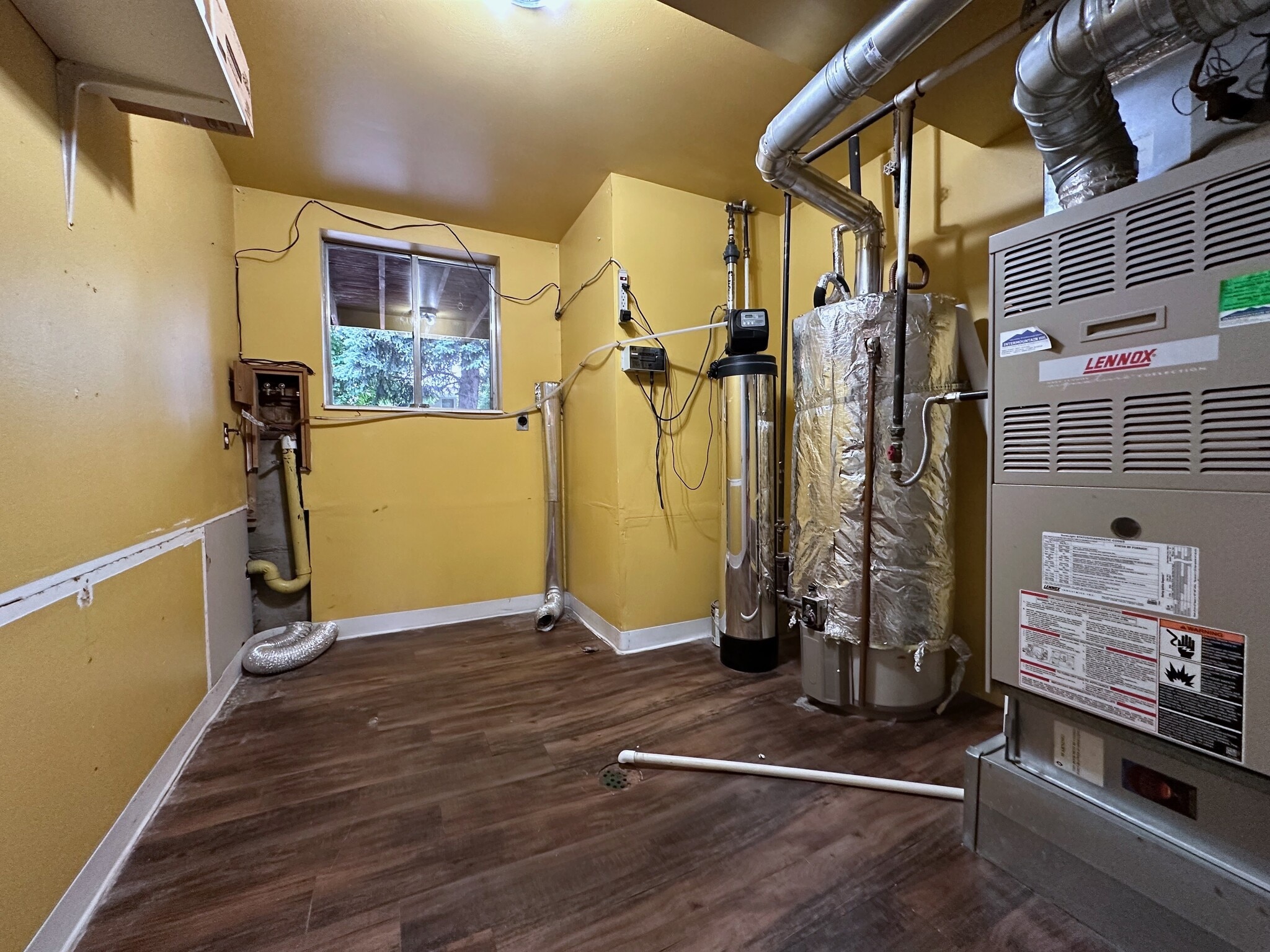Laundry/mechanical room - 730 East 2780 North