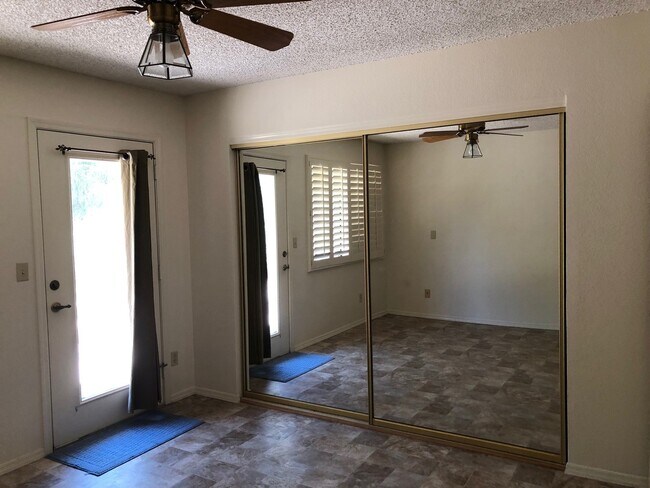 Building Photo - Lovely Long Term Unfurnished Home in 45+ Active Adult Resort Community of Leisure World
