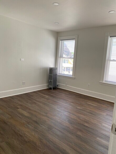 Bedroom #2 - 162 Circuit Rd